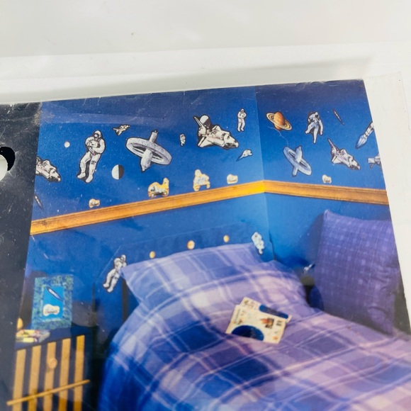 Astronaut Space Wall Stickers Pack Of 36 Stickers Village Easy Ups NEW Kids - Picture 4 of 9